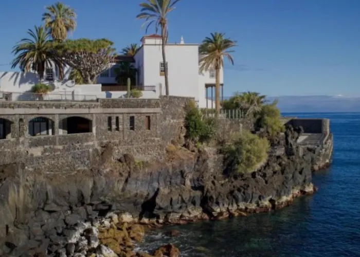 In The Center Of The Old Town. 아파트 *